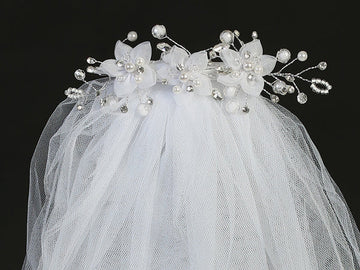 24" Veil with Organza Flowers: Perfect for Special Occasions