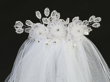 24" Veil with Organza Flowers: A Beautiful Finishing Touch