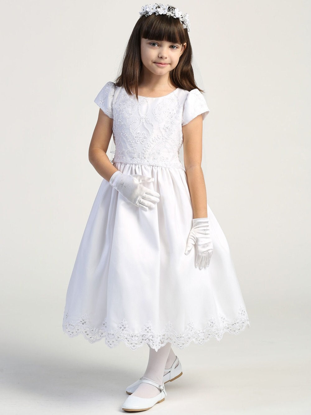 Elegant Girls' White First Communion Dress Stunning Embroidered