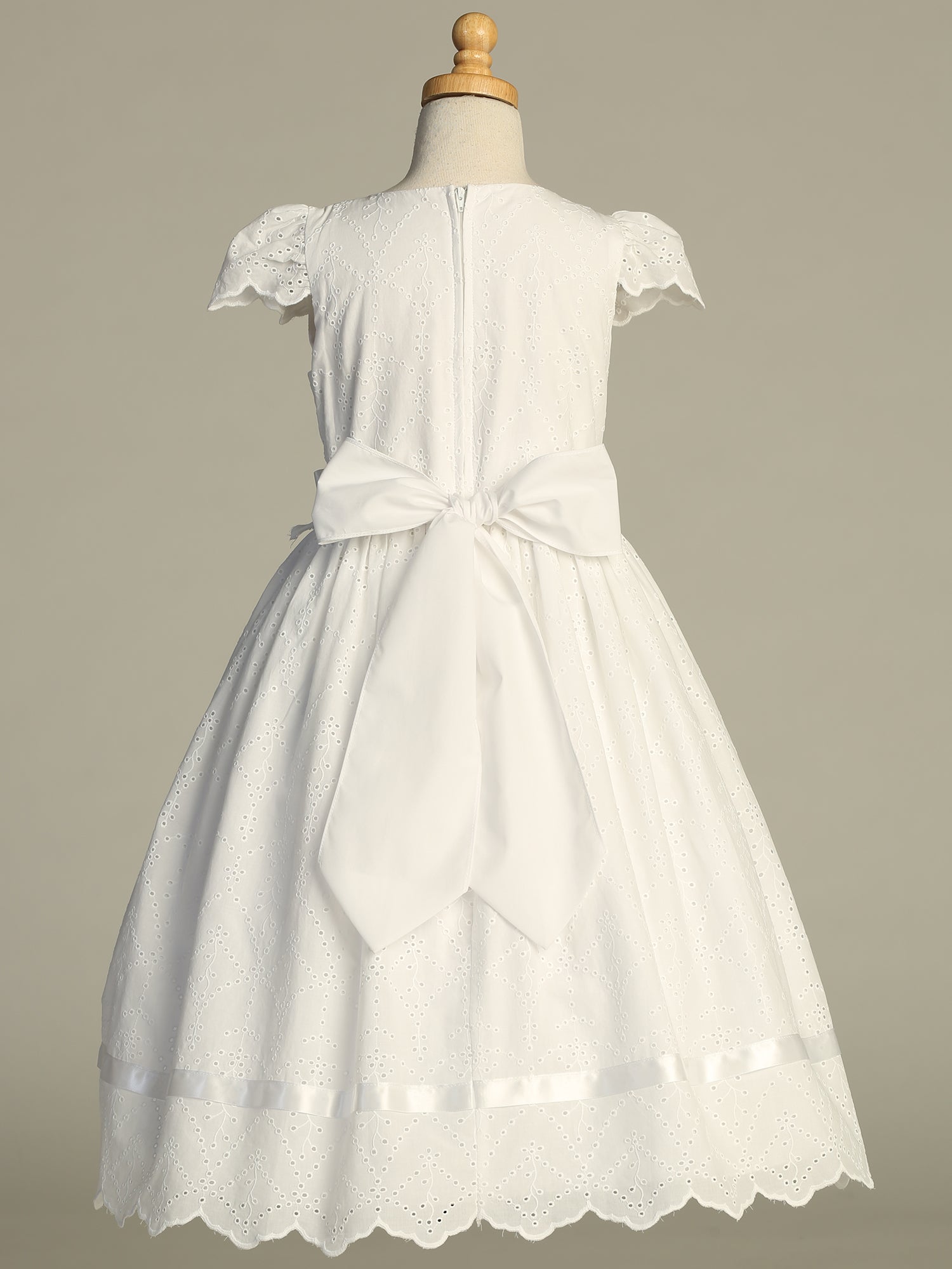 220 Girls White First Communion Dress w/ Cotton Eyelet (NEW)