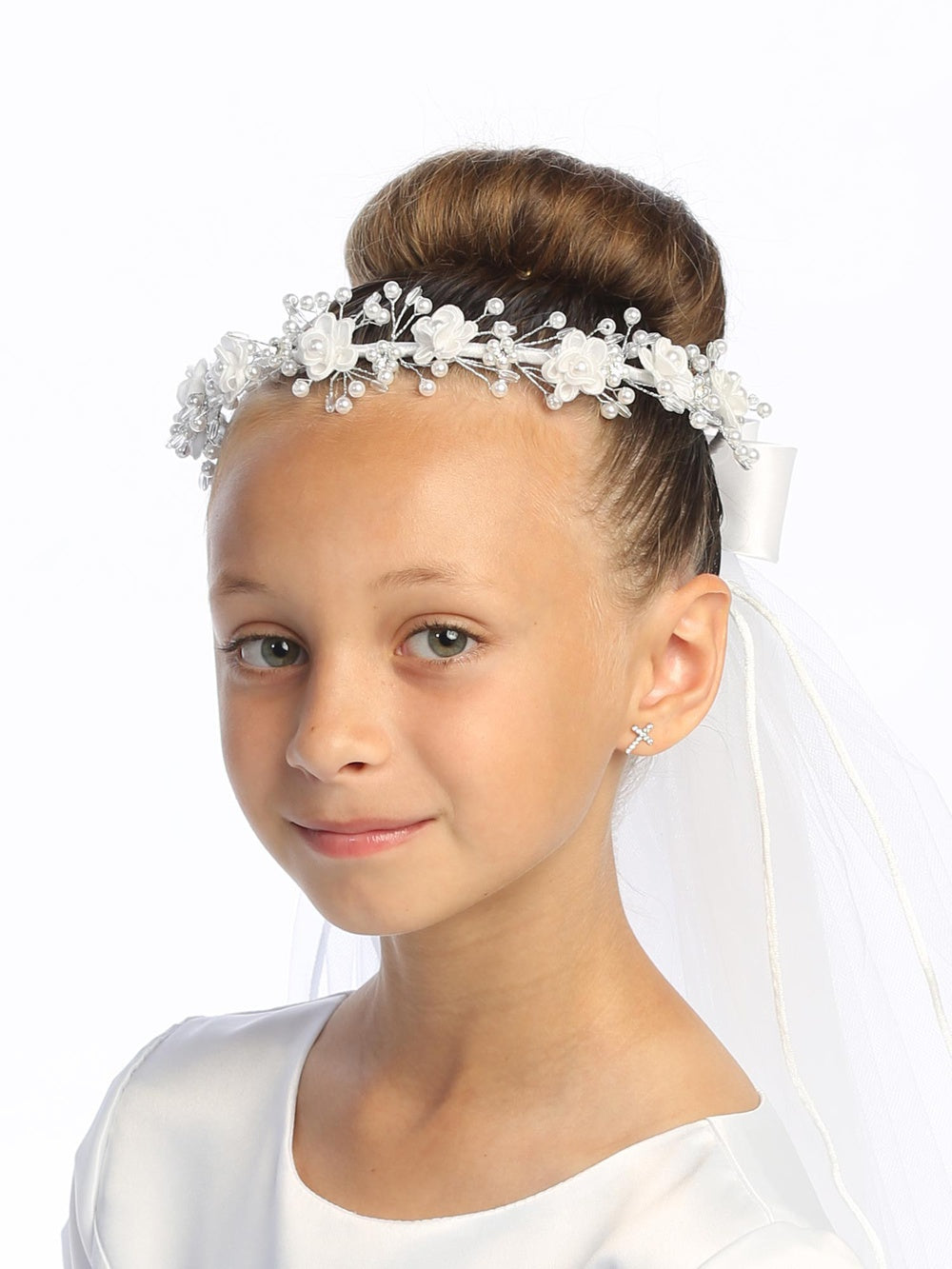 24" Veil with corded flowers & bead accents (204)