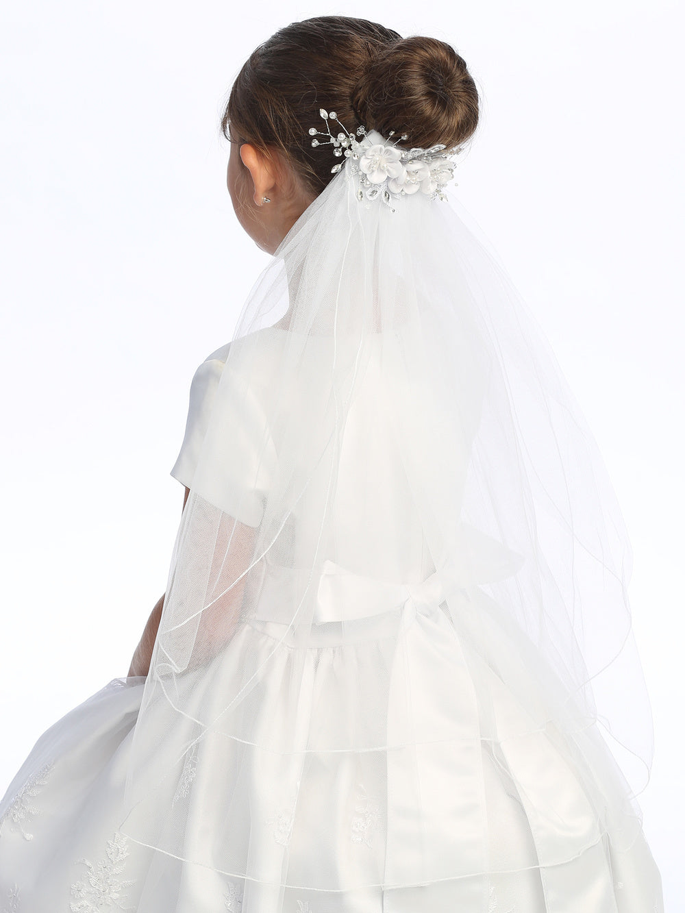 24" Veil - satin flowers with pearls (307)