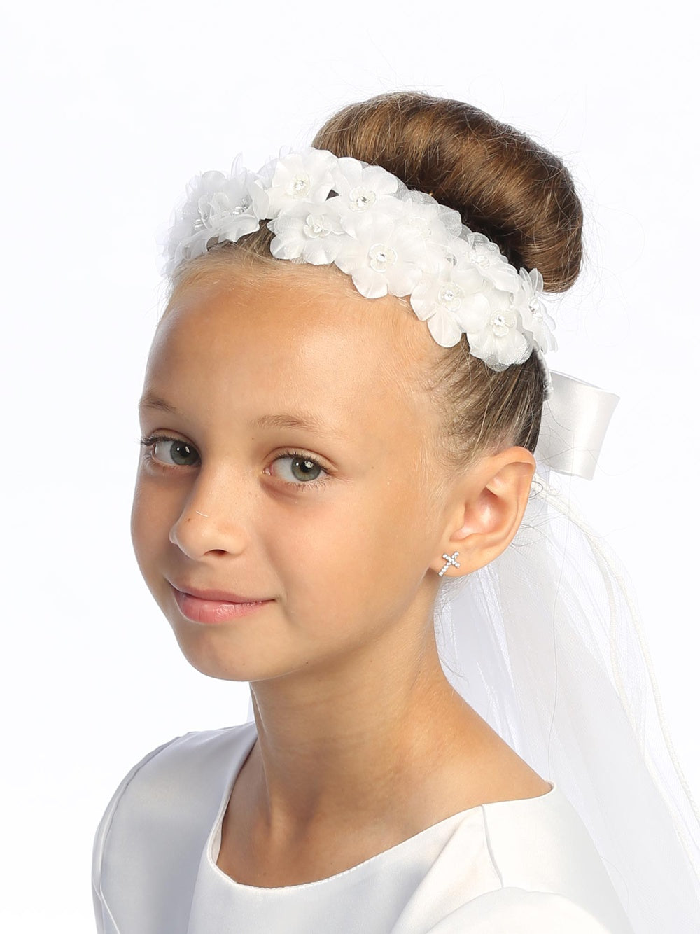 T-351 - 24" Flower & Rhinestone Communion Veil - white - T 351 1