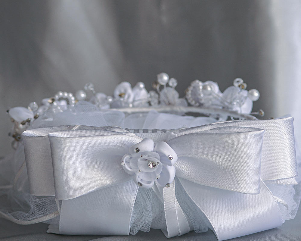 T-416 - 24" Organza Flower, Pearl & Rhinestone Communion Veil - white - T 416 CB Back