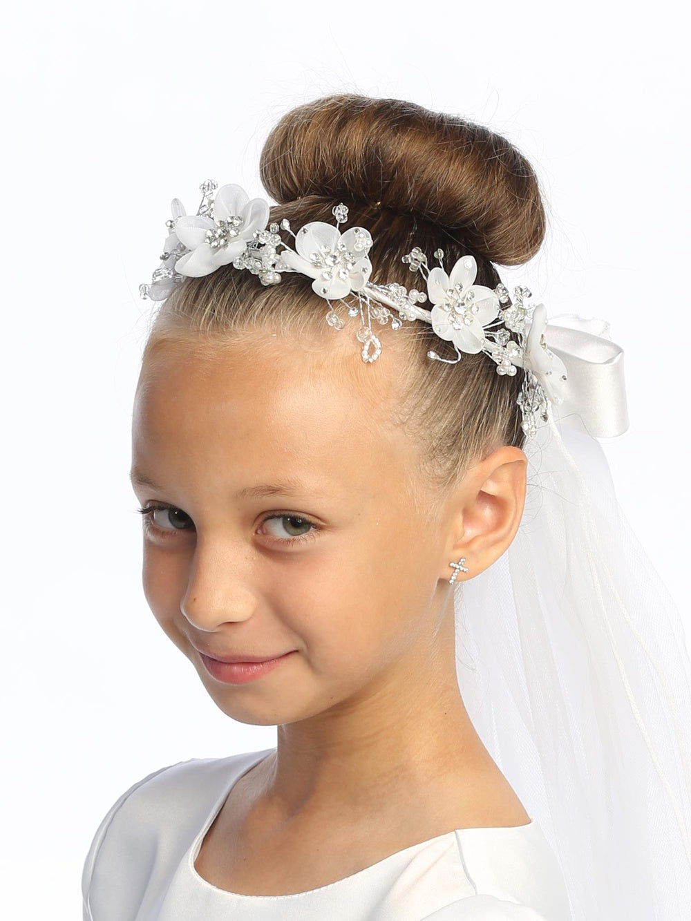 T-466 - 24" Organza Flower, Pearl & Rhinestone Communion Veil - white - T 466 1